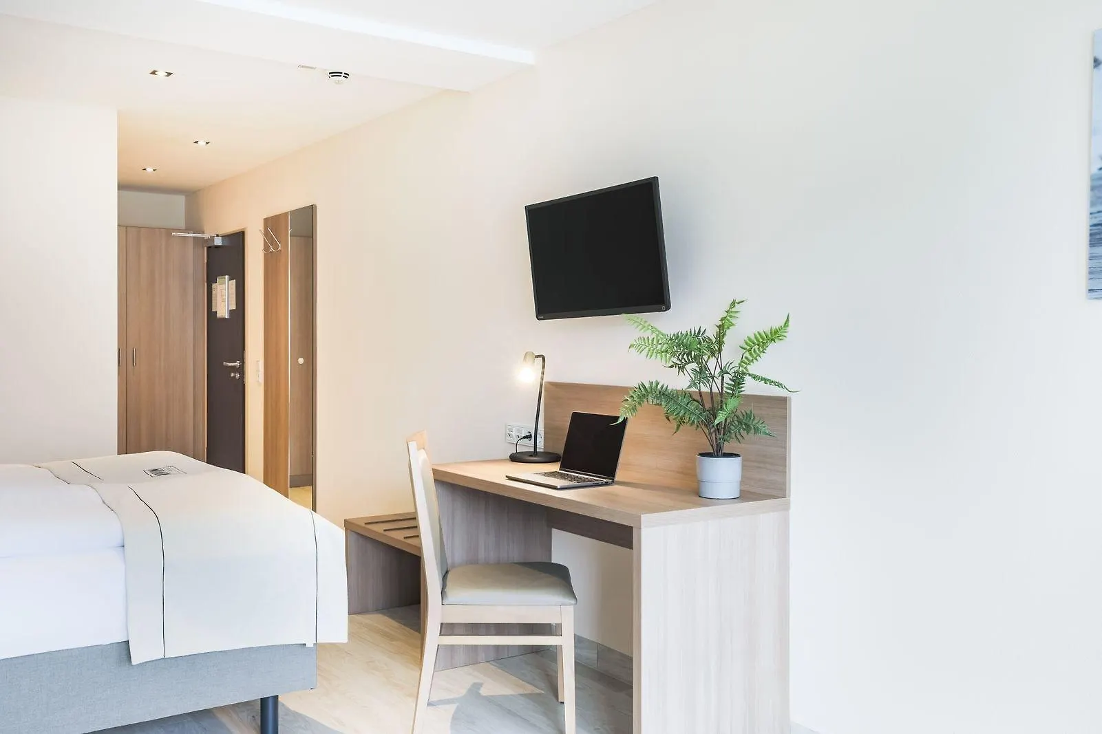 Hotel Madison Ντίσελντορφ 4*,  Γερμανία
