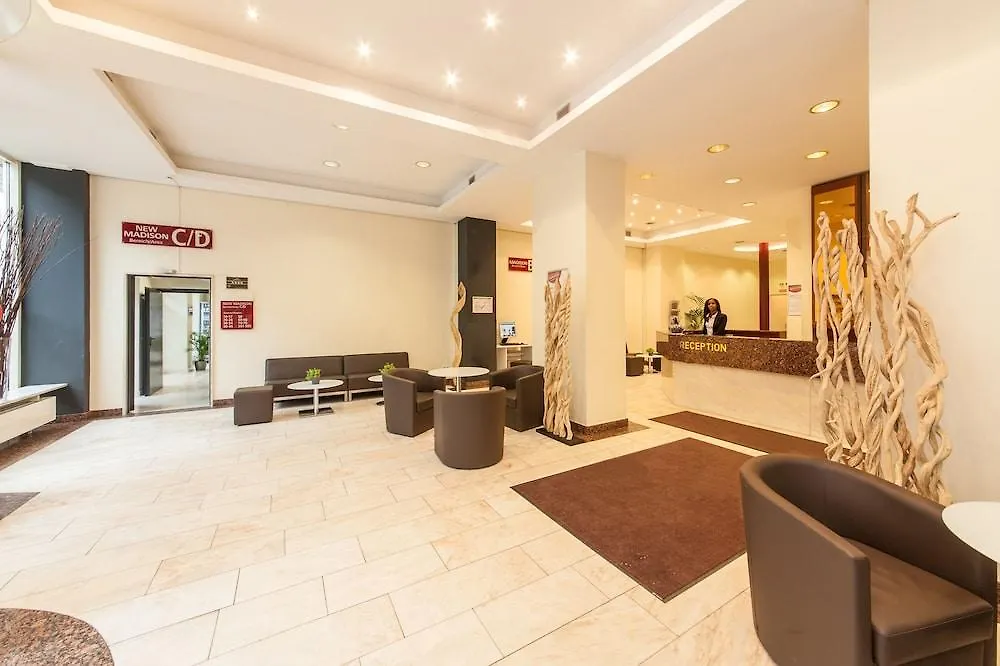 Hotel Madison Ντίσελντορφ